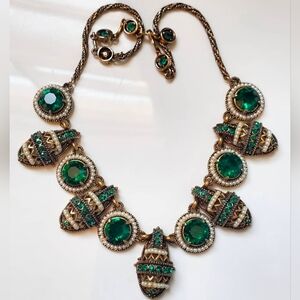 Vintage Uranium Glass Necklace